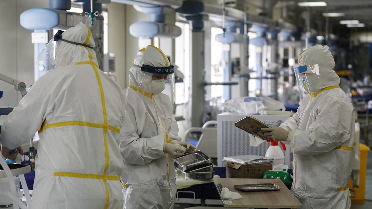 จีนประกาศพ้นจุดพีคโควิด-19 เชื่อการระบาดทั่วโลกยุติภายในมิถุนายน