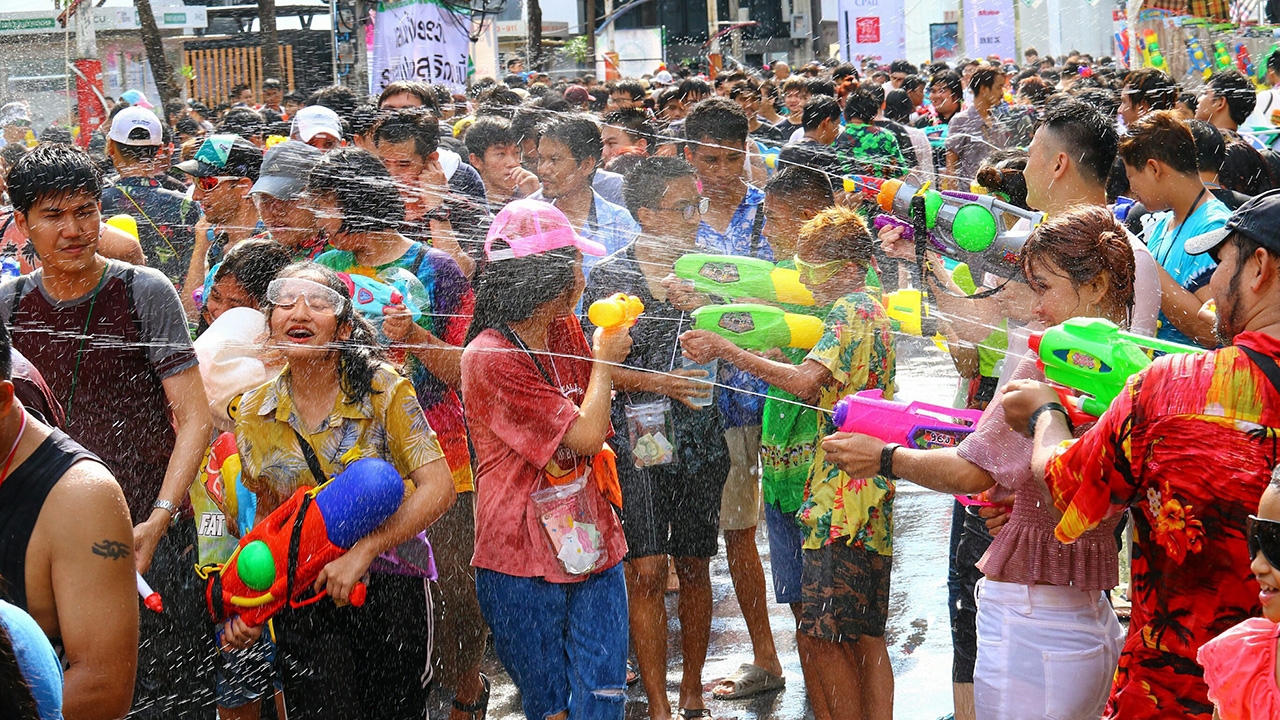 วธ.งดจัด “สงกรานต์ผ้าขาวม้า” ป้องกันการระบาด