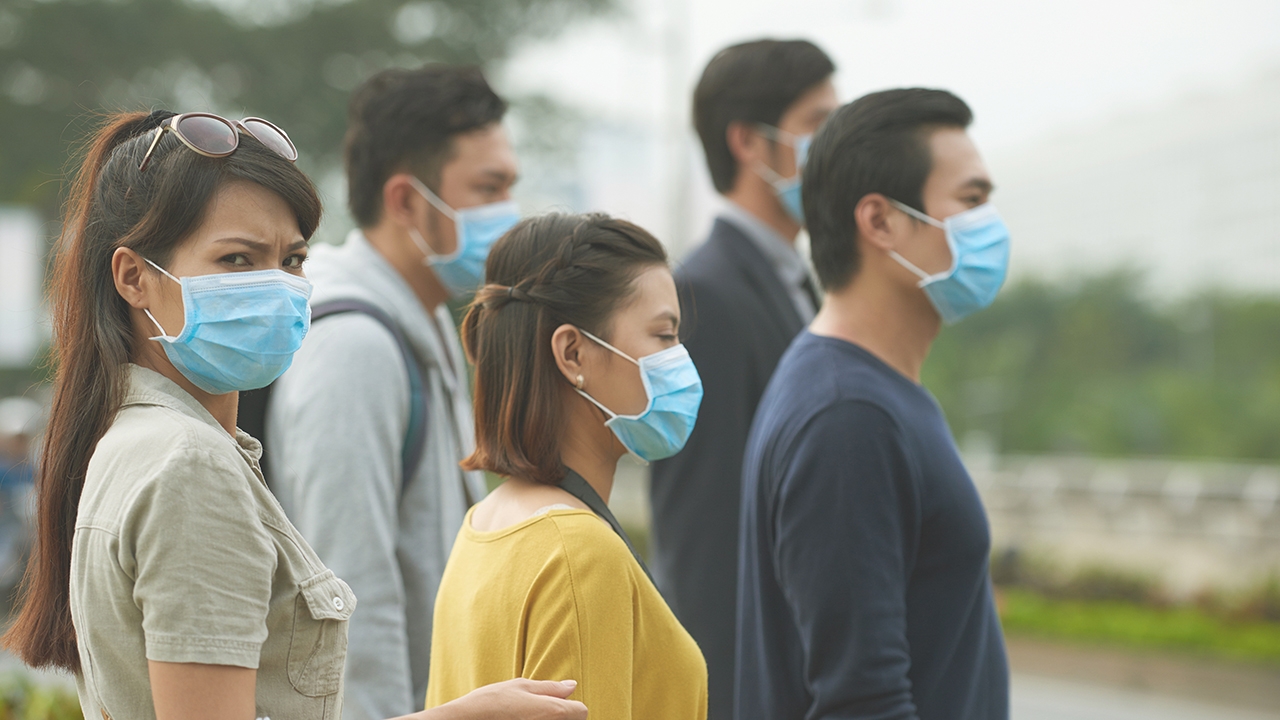 หมอเพิ่มเกณฑ์ใหม่ แนะคนตรวจหาเชื้อ "โควิด-19" ป่วยพร้อมกันหลายคน