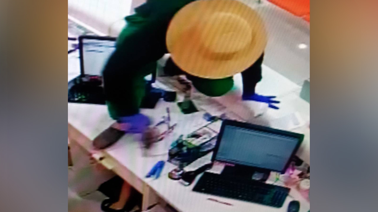 โจรจี้แบงก์ธนชาต สาขาระยอง จนมุม แฉแผนสับขาหลอก ทำผกก.โดนเด้งลงกรุ