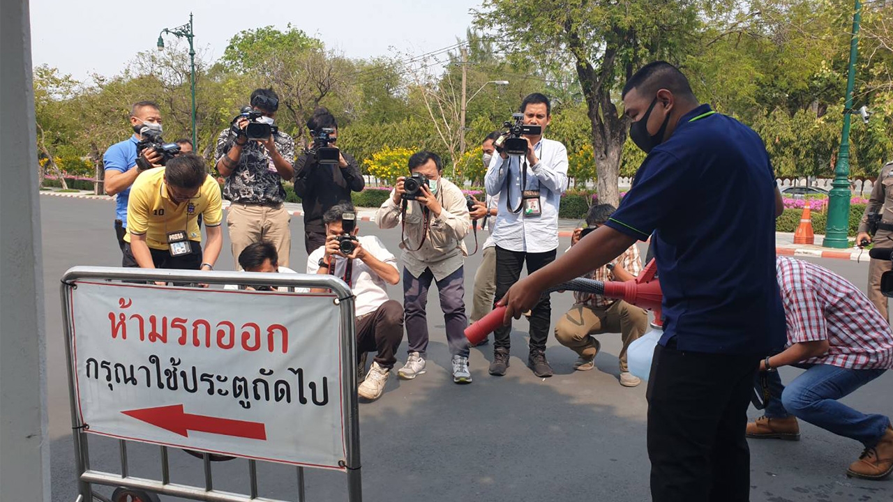ทำเนียบฯ ยกระดับ ป้องกันโควิด-19 เข้ม หลังตร.ตามรมว.คลัง ติดเชื้อ 