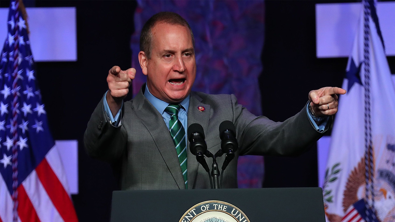 ช็อก ส.ส.สหรัฐฯ ติดเชื้อไวรัสโควิด-19 คนแรก ยอดป่วยพุ่ง 8,500 ราย