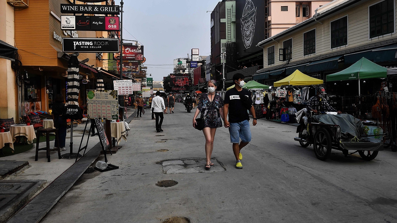 คาดนักท่องเที่ยวแค่ 10 ล้านคน ประเมินกรณีเลวร้ายสุดไวรัสลากยาวถึงสิ้นปี