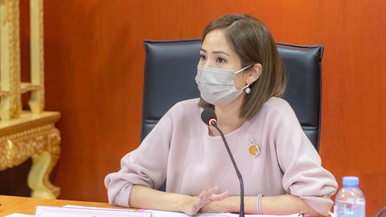 ส่ง "ตั๊น จิตภัสร์" ดูงาน ตร.ป่าไม้-ตร.รถไฟ ชงข้อมูล ก่อนเคาะร่าง พ.ร.บ.ตำรวจ