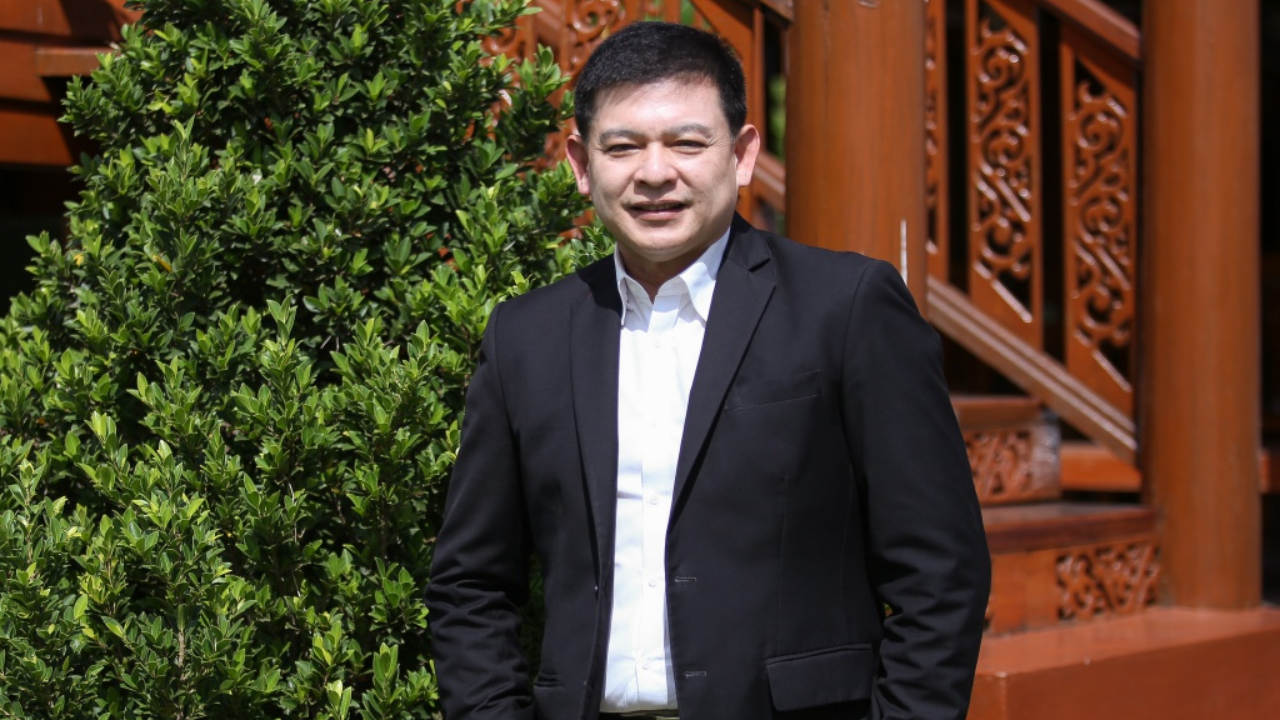 ศาล รธน.วินิจฉัย "สิระ" หลุด ส.ส. ชี้ขาดคุณสมบัติ เคยต้องโทษคดีฉ้อโกง