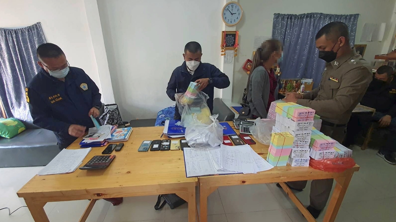 ทลายเงินกู้โหด แก๊งหมวกกันน็อก คลุกวงในล่อลูกค้า บุกขู่ทวงหนี้ทุกวัน