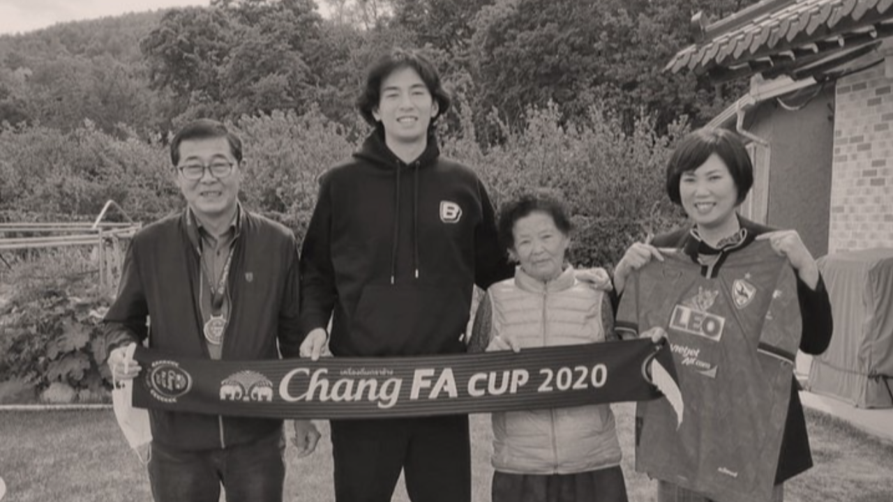 สุดอาลัย อดีตแข้งชาวเกาหลีใต้ ของ เชียงรายฯ โพสต์ข้อความเศร้าหลังสูญเสียคุณพ่อไปแบบไม่มีวันกลับ