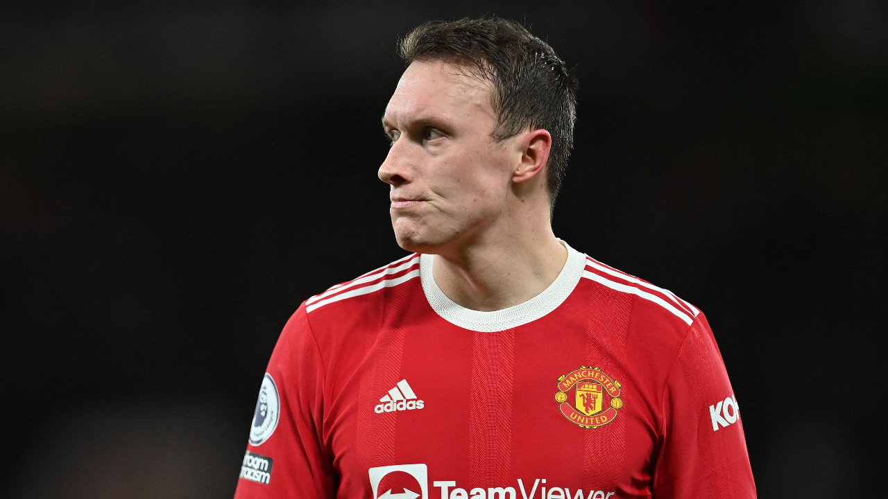 ยังพอยิ้มออก "รังนิก" ยกนิ้วฟอร์ม "ฟิล โจนส์" หลังคัมแบ็กในรอบ 2 ปี 