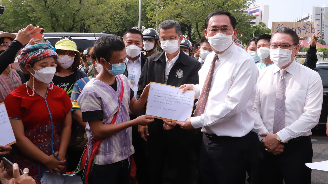 อนุชา รับปากม็อบบางกลอย ปมตั้งคกก.ชุดใหม่แก้ปัญหาที่ดินทำกิน เรื่องถึงนายกฯ