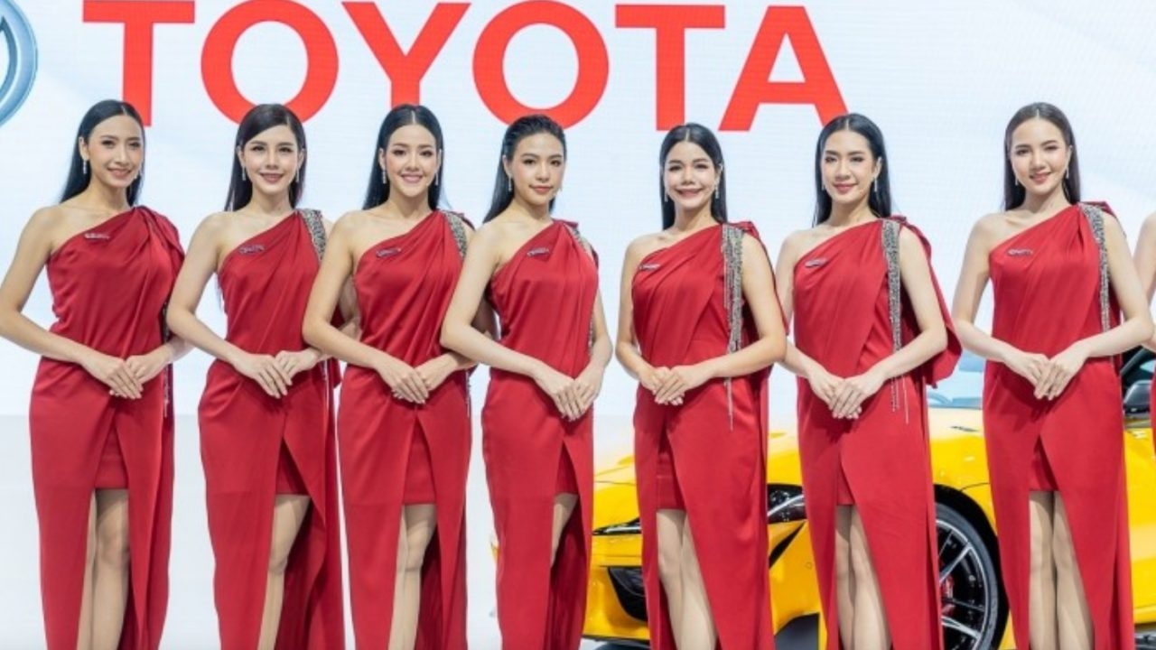 สาวๆ ห้ามพลาด สมัครเป็น "โตโยต้าพริตตี้" รับรายได้ สิทธิประโยชน์ กว่าล้านบาท