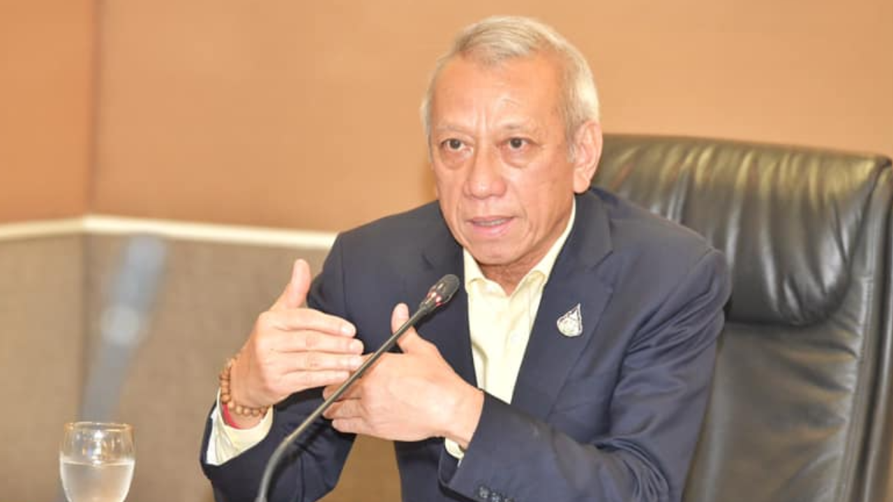 มติที่ประชุมใหญ่ภูมิใจไทย เลือก “พิพัฒน์ รัชกิจประการ” นั่งรองหัวหน้าพรรค