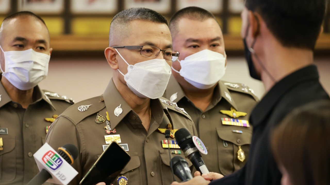 ผบ.ตร.ส่งต่อรางวัลผู้ปิดทองหลังพระให้ตำรวจทั่วประเทศ ทำงานเพื่อประชาชน