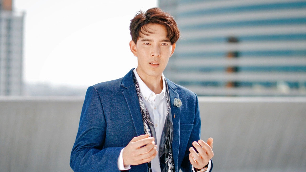 เบื้องหลัง “อคิน” วาร์ปข้ามสองโลก ในละคร “เกมรักสลับมิติ”