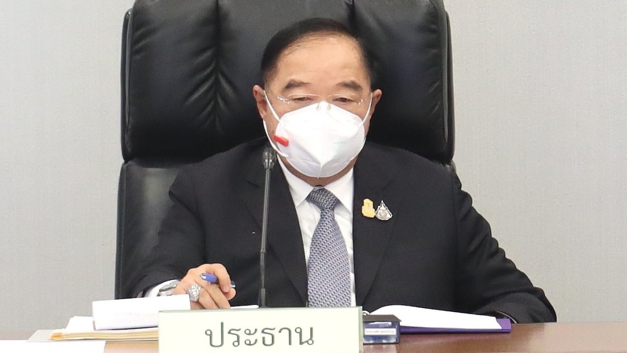 "บิ๊กป้อม" กำชับทุกหน่วยงาน เร่งแก้ปัญหาฝุ่น PM 2.5 หนุนใช้พลังงานสะอาด