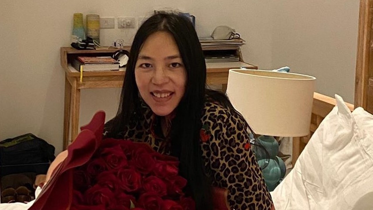 คุณหญิงแมงมุม ขอบคุณกำลังใจ แม้จะป่วยจนเสียการมองเห็นแต่ไม่ท้อ 