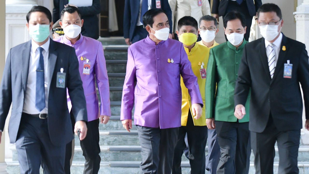 “วิษณุ” แจง นายกฯ ไม่มีอำนาจ ยื่นตีความร่างรัฐธรรมนูญ