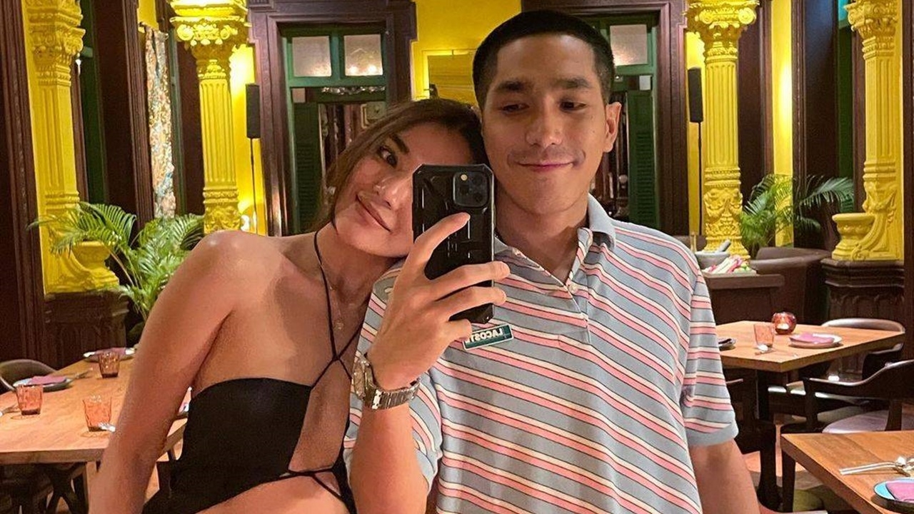 ปราง กัญญ์ณรัณ ดินเนอร์วันเกิด โต้ง ทูพี แซ่บสุดกับเสื้อสีดำแหวกอก