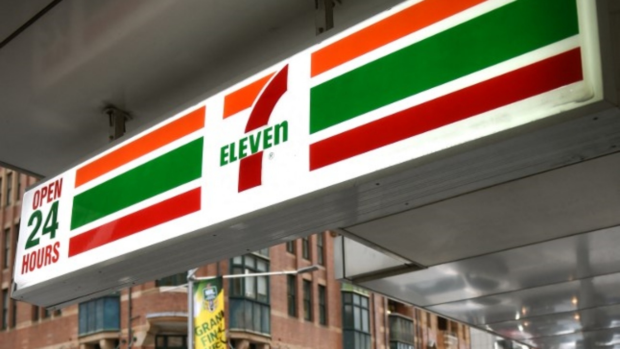 'อัมบานี' มหาเศรษฐีรวยสุดในเอเชีย เตรียมเปิด 7-Eleven แห่งแรกในอินเดีย 
