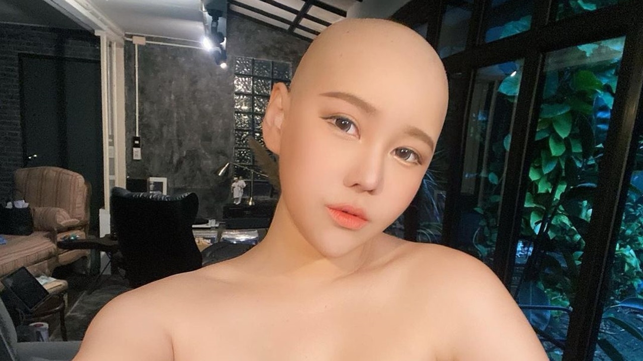 นุ๊กซี่ อัญพัชญ์ กำลังใจเยี่ยม แม้จะหัวโล้นแต่ยังต้องสวยในแบบของตัวเอง