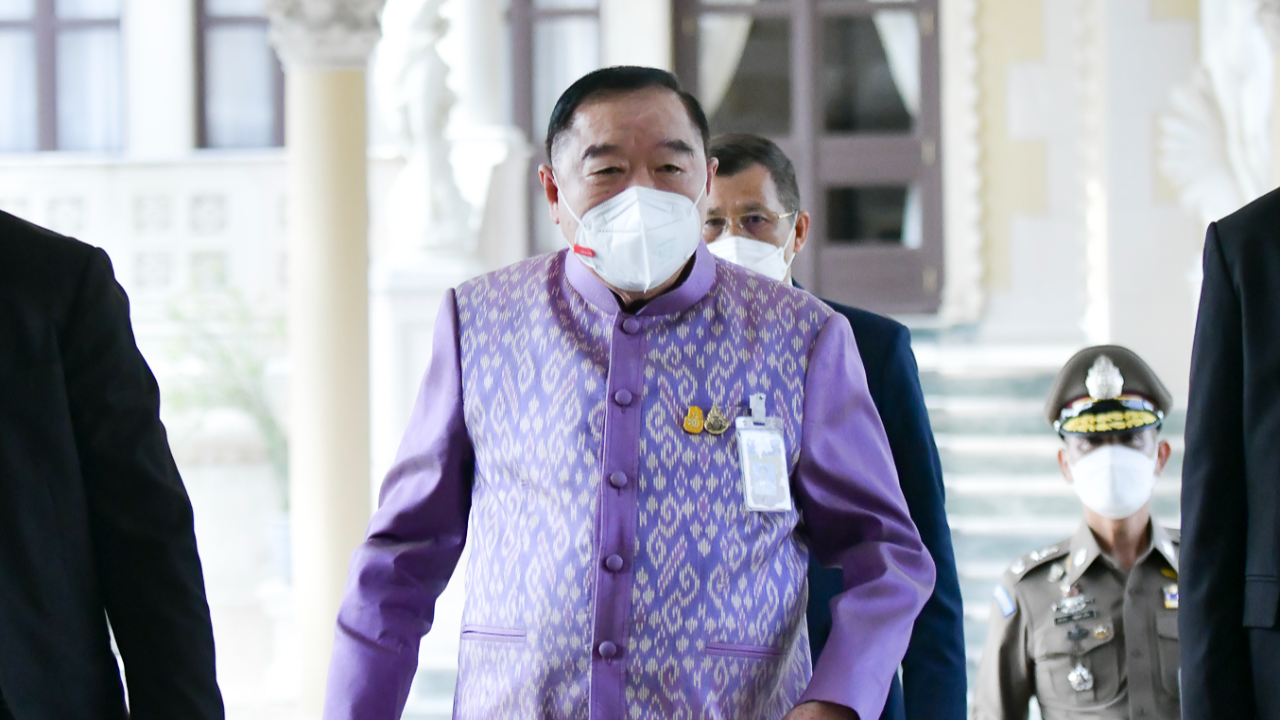 "บิ๊กป้อม" เผย สบายใจแล้ว ปม 4 กรม ในกระทรวงเกษตรฯ เคลียร์จบแล้วไม่มีอะไร
