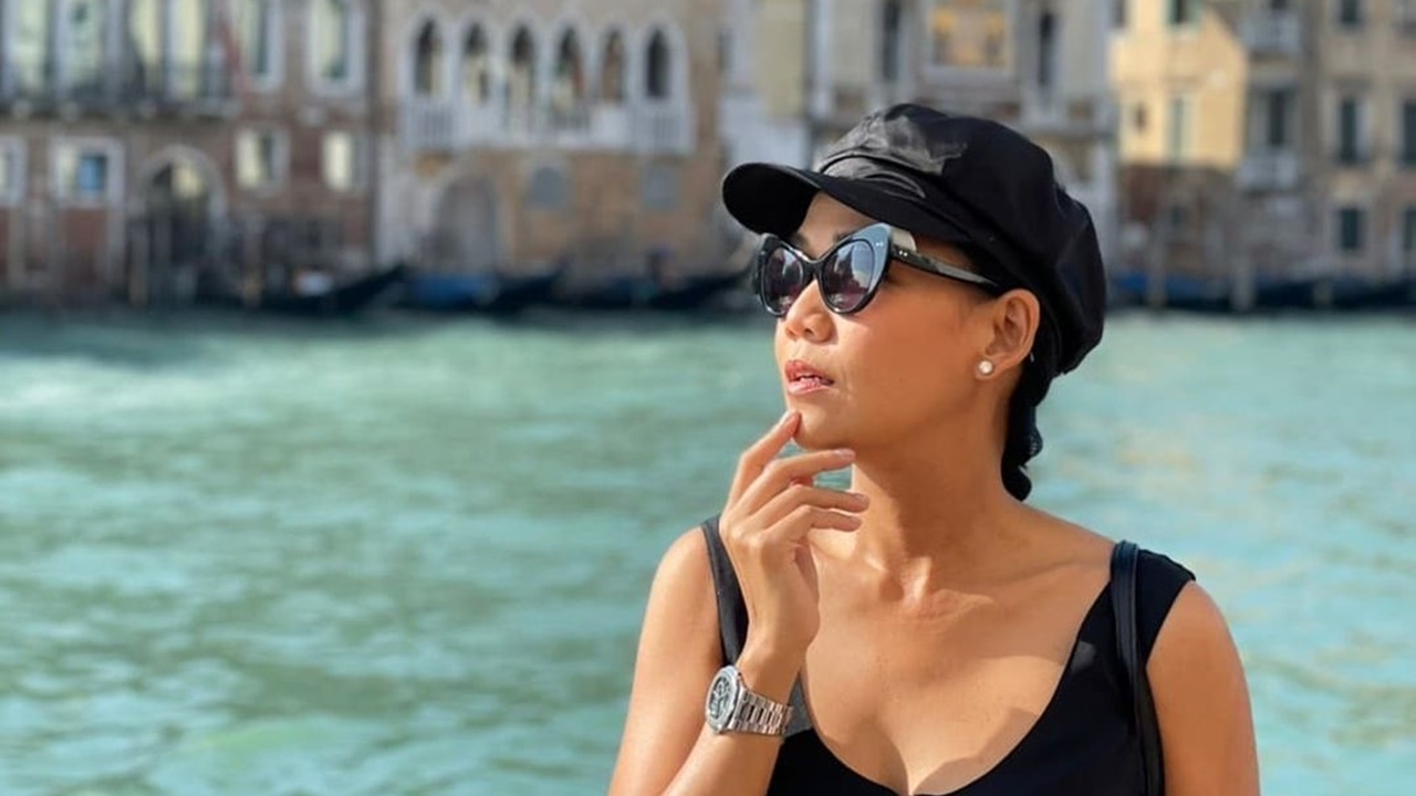 กาละแมร์ ประกาศขายคอนโด 18 ล้าน ให้เช่าเดือนละ 6.5 หมื่น ชาวเน็ตเกิดคำถาม