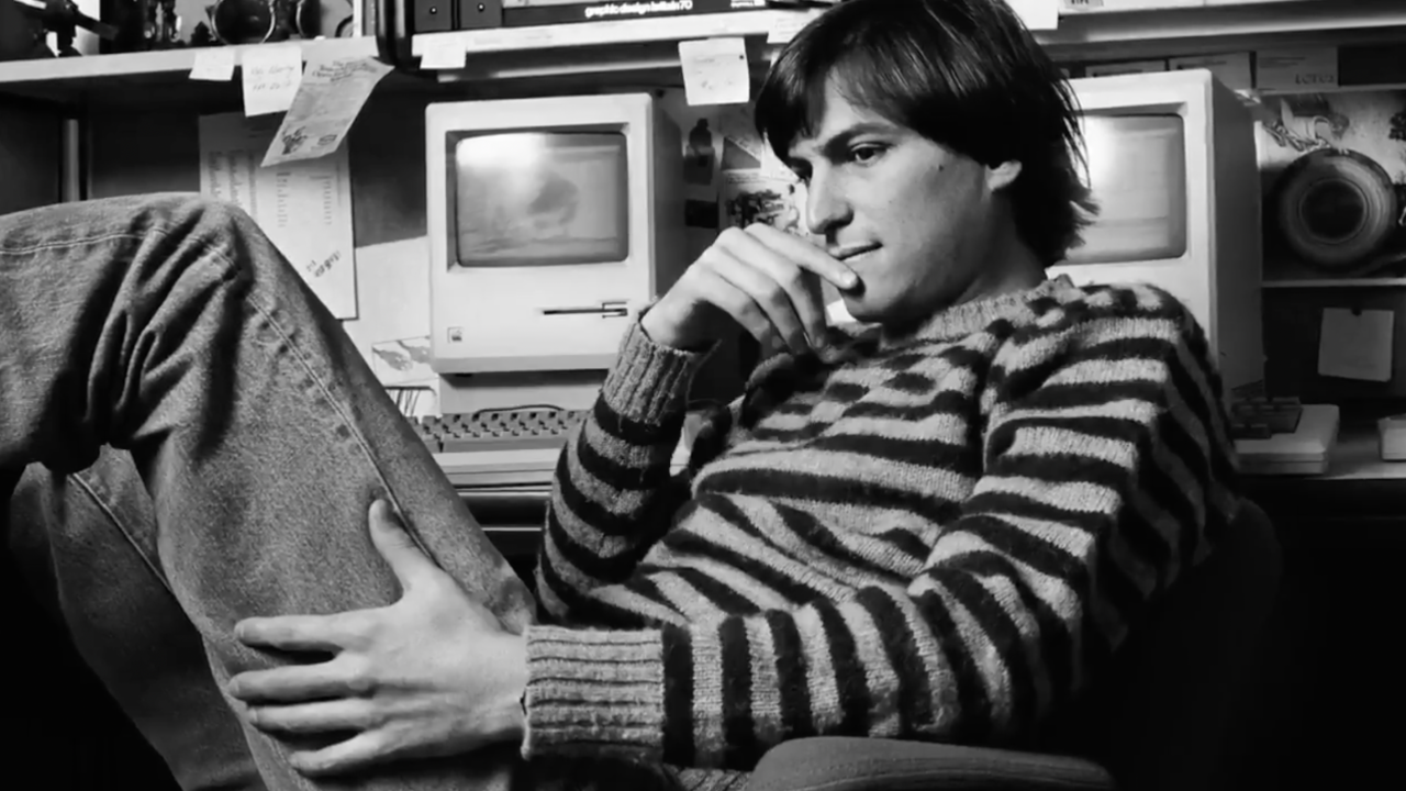 Apple สร้างภาพยนตร์สั้น แชร์ความทรงจำถึง Steve Jobs ในวันครบรอบ 10 ปีการเสียชีวิต