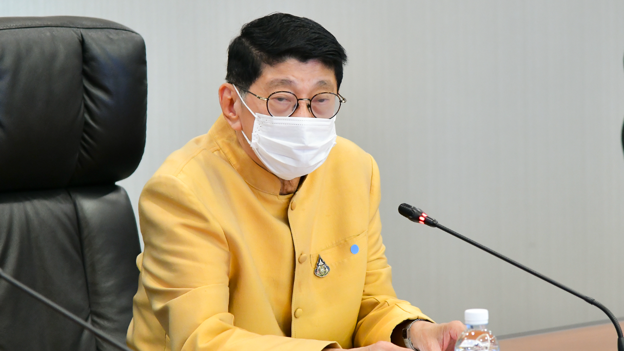 ทูลเกล้าฯ ร่างแก้ไขรัฐธรรมนูญ “วิษณุ” ชี้ยุ่งทั้งประเทศหากต้องยุบสภา