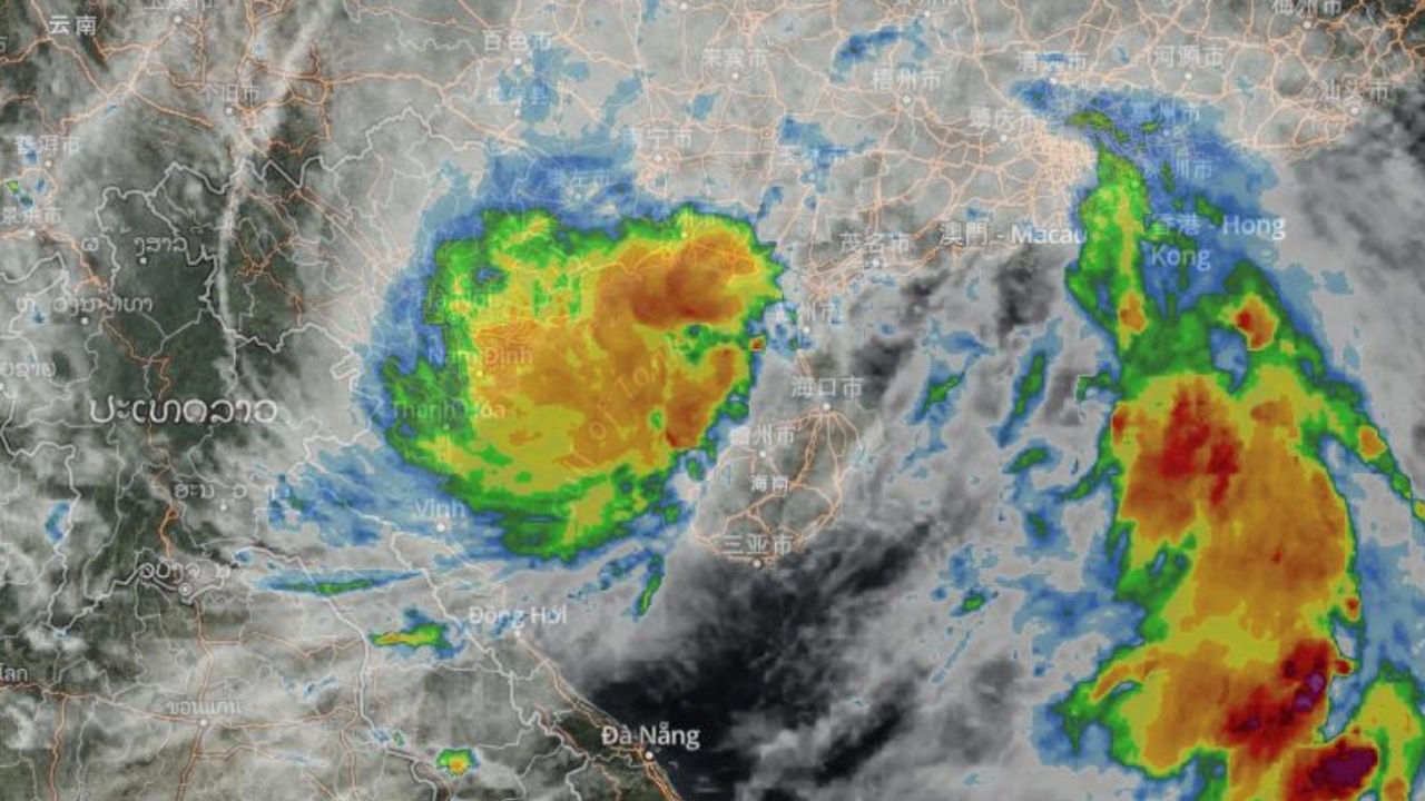 ขนาดไม่โดนเต็มๆ ฮ่องกงชัตดาวน์ พายุโซนร้อนไลออนร็อก ทั้งลมทั้งฝนตกหนัก