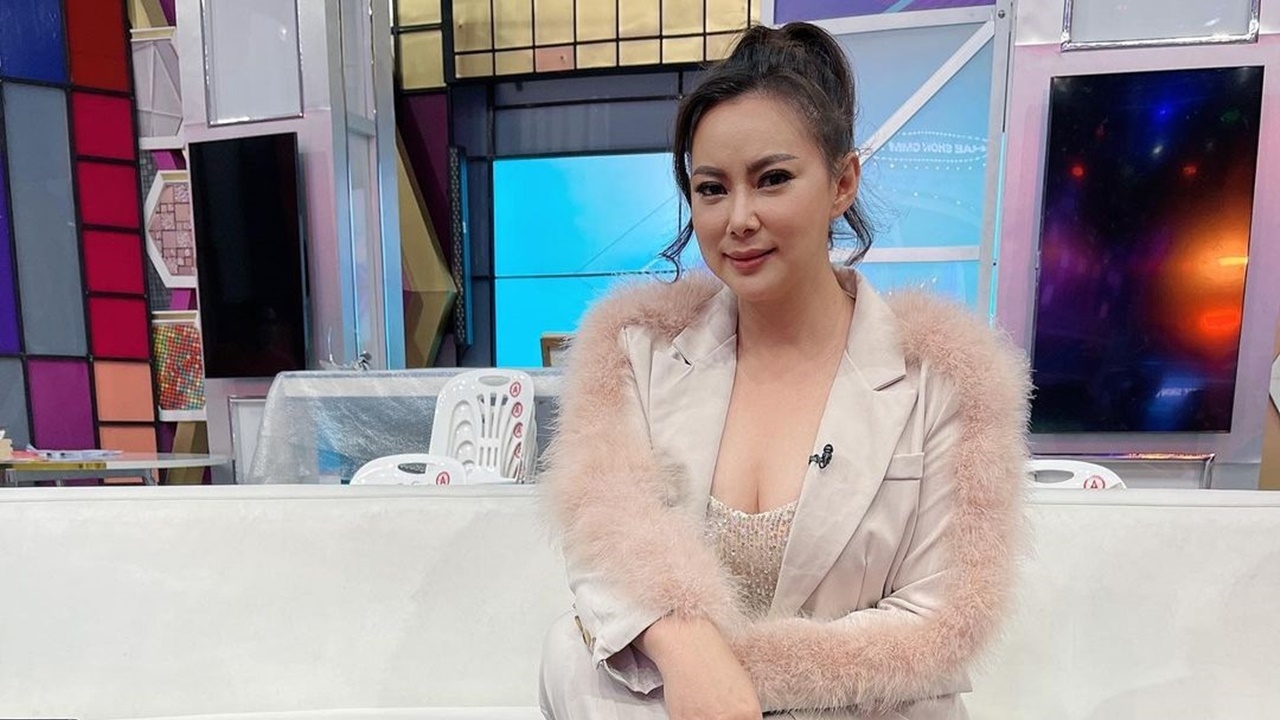 บุ๋ม ปนัดดา เตรียมฟ้อง 5 ล้านหลังชาวเน็ตเมนต์แรงเอาเงินบริจาคไปเที่ยวเล่น