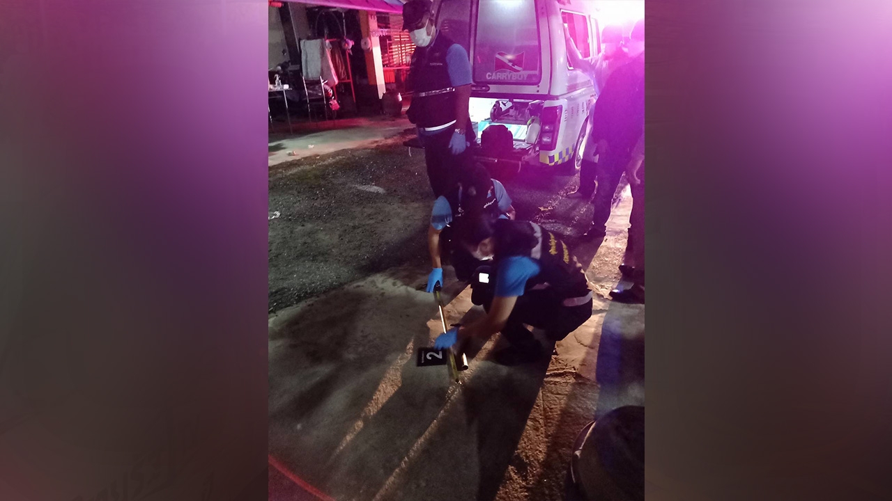 สุดโหด ฟันคอนักท่องเที่ยวชาวอังกฤษ "เปิดเพลงเสียงดัง" ตาย 1 สาหัส 1