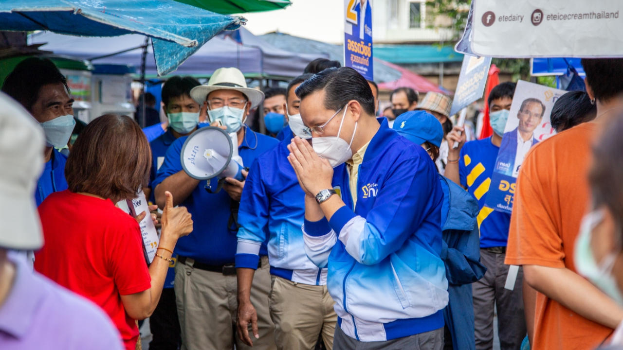 “อรรถวิชช์” ลุยหาเสียงย่านจตุจักรโค้งสุดท้าย โวคนตอบรับดี จ่อปราศรัย 23 ม.ค.นี้