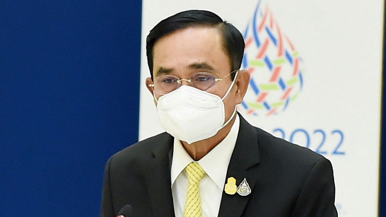 สู้เพื่อประชาชน! “บิ๊กตู่” ประกาศ ขออย่ายอมแพ้ ปักหลักเดินหน้าทํางาน