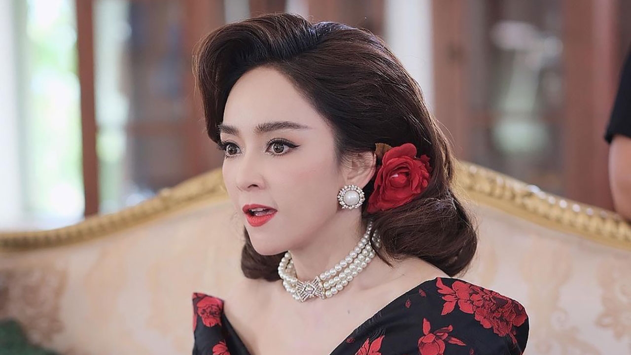 สมศักดิ์ศรี “เป้ย-ปานวาด” ทวงบัลลังก์นางร้ายตัวแม่ด้วยเรตติ้งพุ่งแรงส์