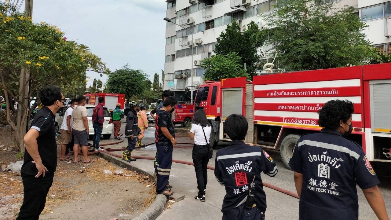 ไฟไหม้คอนโดเมืองทอง โชคดีดับทันแต่วอดหมด ห้องข้างๆ เสียหายเล็กน้อย