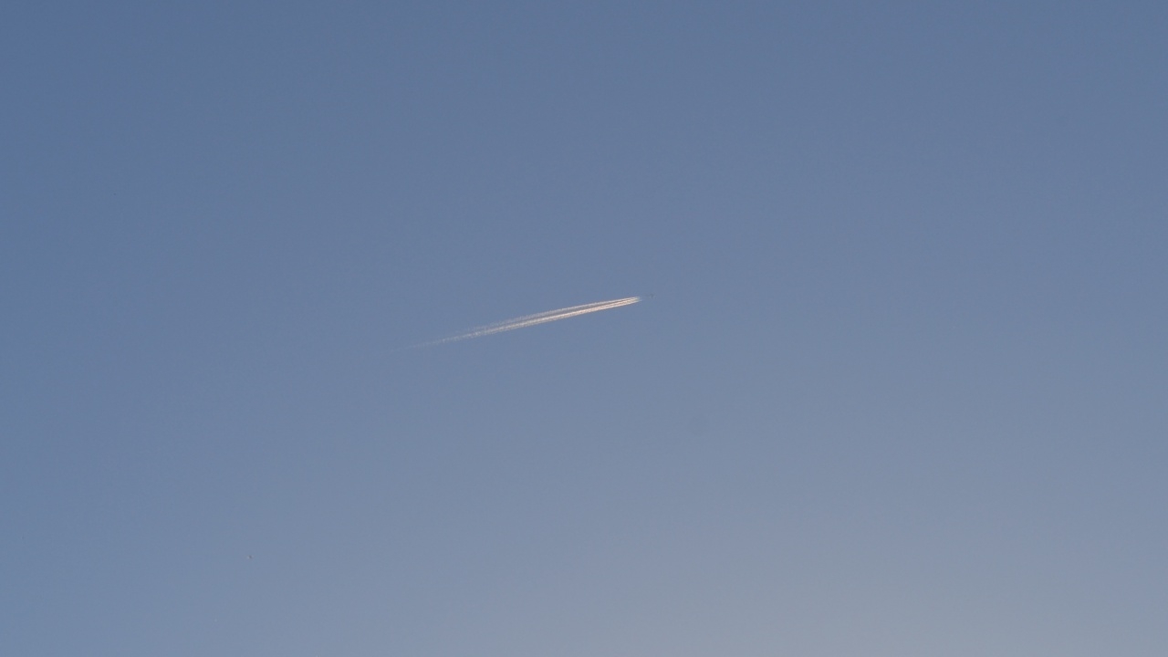 นักดาราศาสตร์ แจงลูกไฟปริศนา เหนือท้องฟ้า ที่ศรีราชา