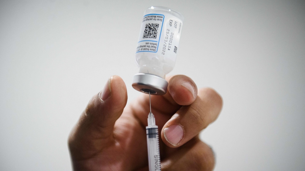 ซีอีโอ บ.ไฟเซอร์ ชี้ ฉีดวัคซีนต้านโควิดปีละครั้ง ดีกว่าบูสเตอร์