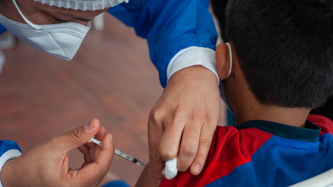 เผยผลการศึกษา การตอบสนองวัคซีน mRNA ในเด็ก พบภูมิยับยั้งโอมิครอนดีกว่าผู้ใหญ่