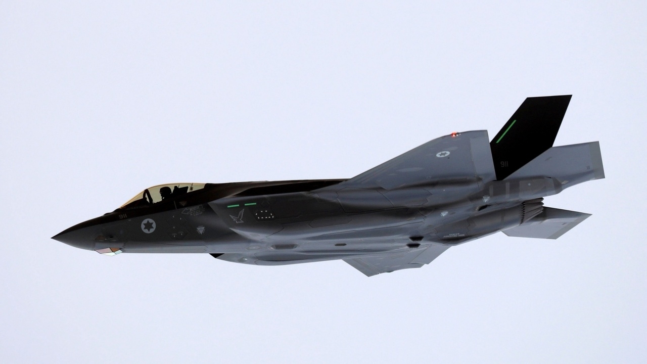 สหรัฐฯ เร่งกู้ซากบินขับไล่สุดล้ำ F-35 ลำละ 3 พันล้าน ขึ้นจากก้นทะเล