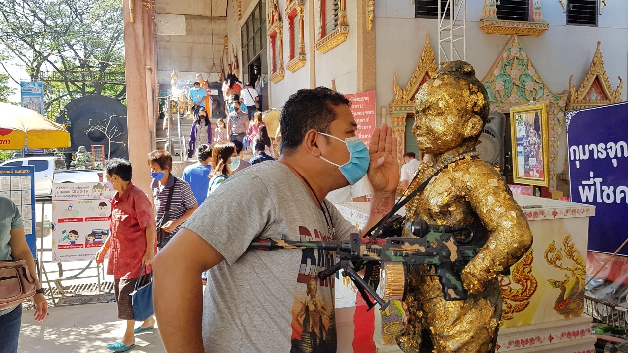 แก้บน "กุมารจุกดำ" หลังให้โชคถูกหวย 3 ตัวตรง ไม่พลาด "เลขเด็ดงวดนี้" ลุ้นต่อ