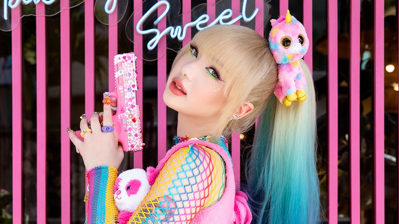 พลอยชมพู เข็ดทำงานค่ายเพลง ขอเป็นศิลปินอิสระ มรสุมทำให้เติบโตขึ้น