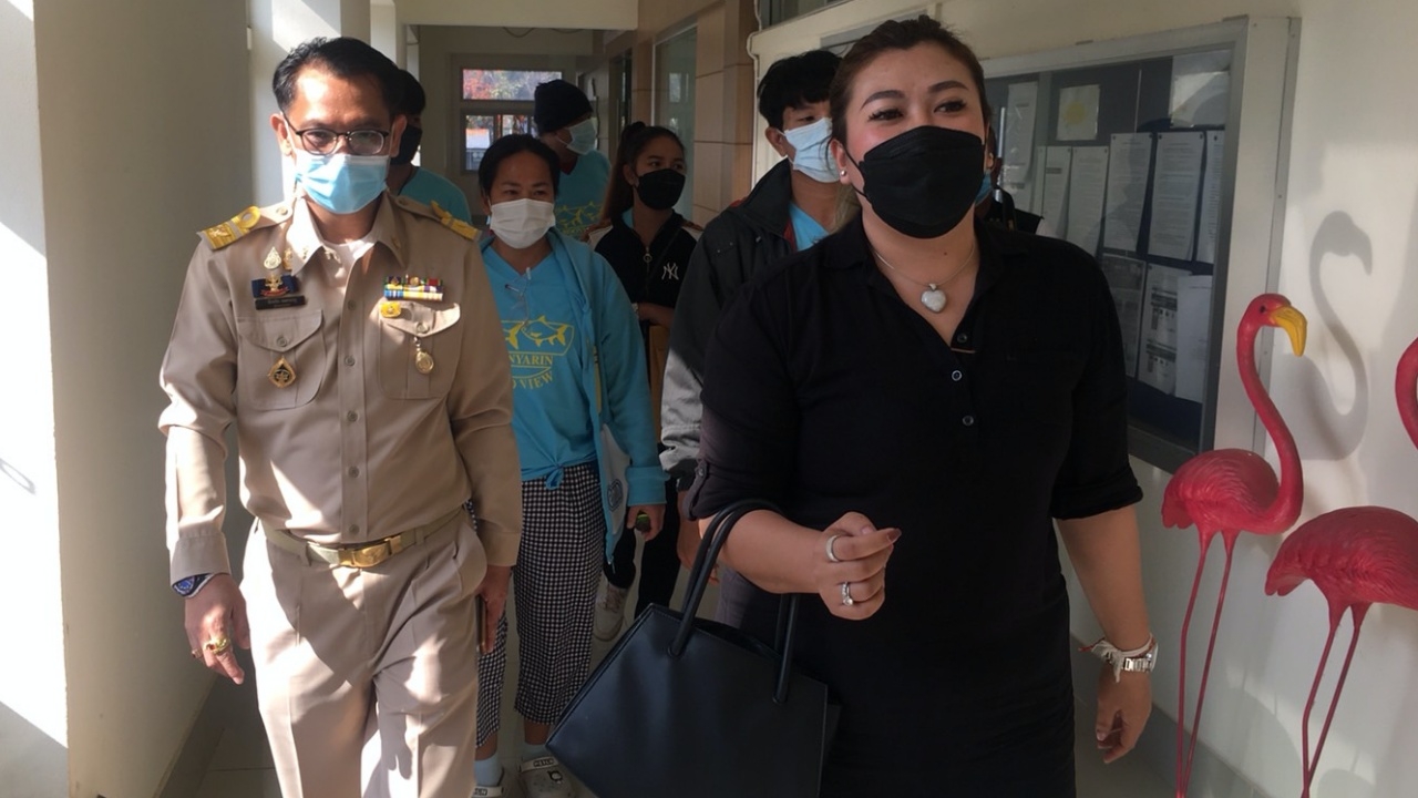 จ่อฟัน เจ๊บิว กระเพาะปลา 5 พัน ฝ่าฝืนขายเหล้าเบียร์ เจ้าตัวขอโทษพร้อมแก้ไข