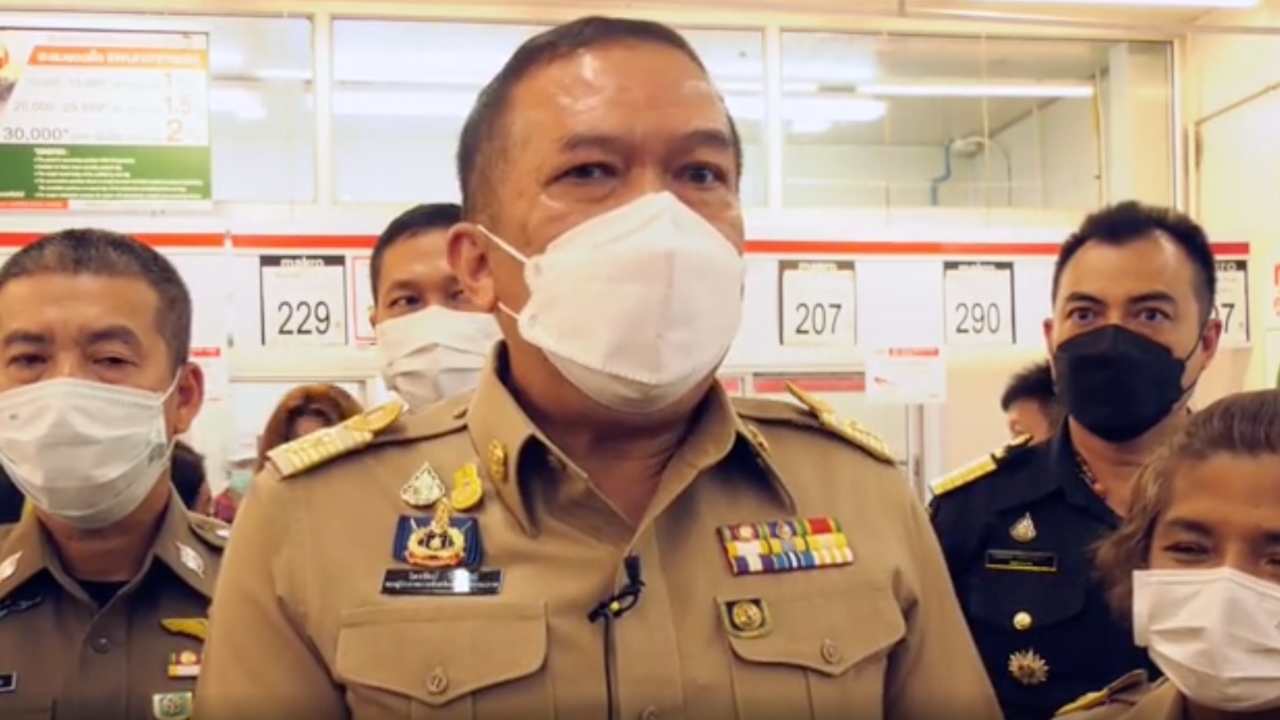 รองผู้ว่าฯเมืองคอน ลุยเช็กสต๊อกหมู 5 บริษัท ไม่พบการกระทำความผิดกฎหมาย