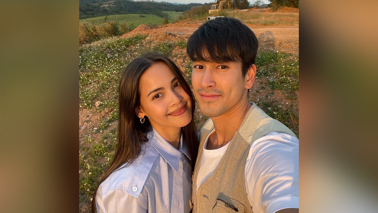 ญาญ่า เฉลยแหวนที่ใส่ ณเดชน์ ให้เมื่อ 8 ปีก่อน ถือว่าจองเป็นแฟน