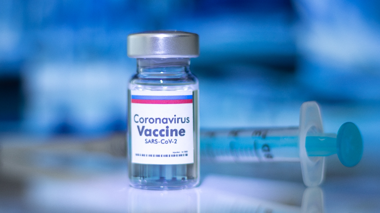 วัคซีนเข็ม 4 ควรห่างจากเข็ม 3 กี่วัน และลงทะเบียนได้ที่ไหน