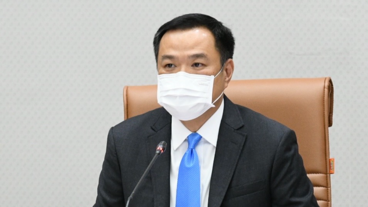 คกก.โรคติดต่อ เห็นชอบแนวทางพิจารณาโควิดเป็นโรคประจำถิ่น คงเตือนภัยระดับ 4