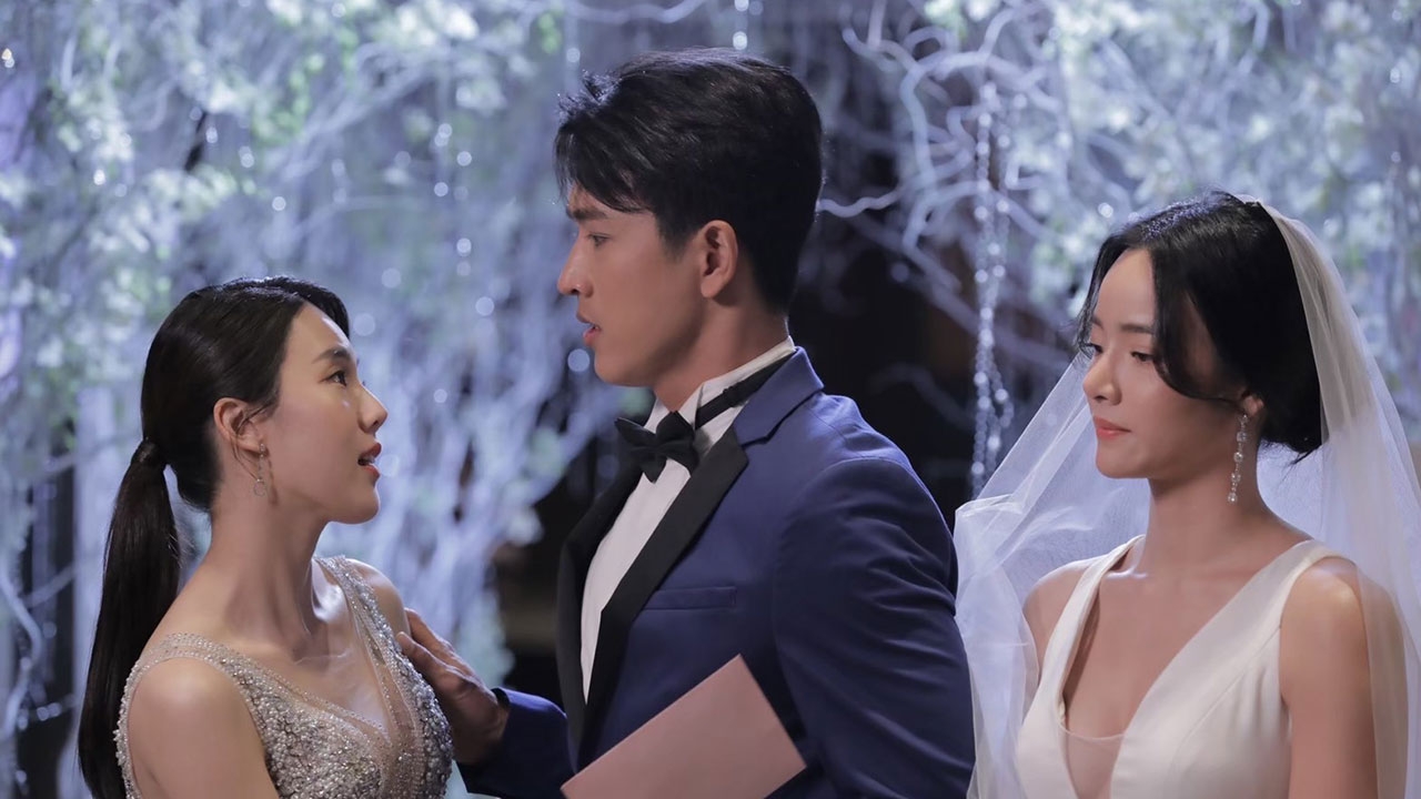 มิสป่วน 2022! "เจนิส" ขโมยซีน พังงานวิวาห์ "กอล์ฟ-วาววา" ใน "เพลงบินใบงิ้ว"