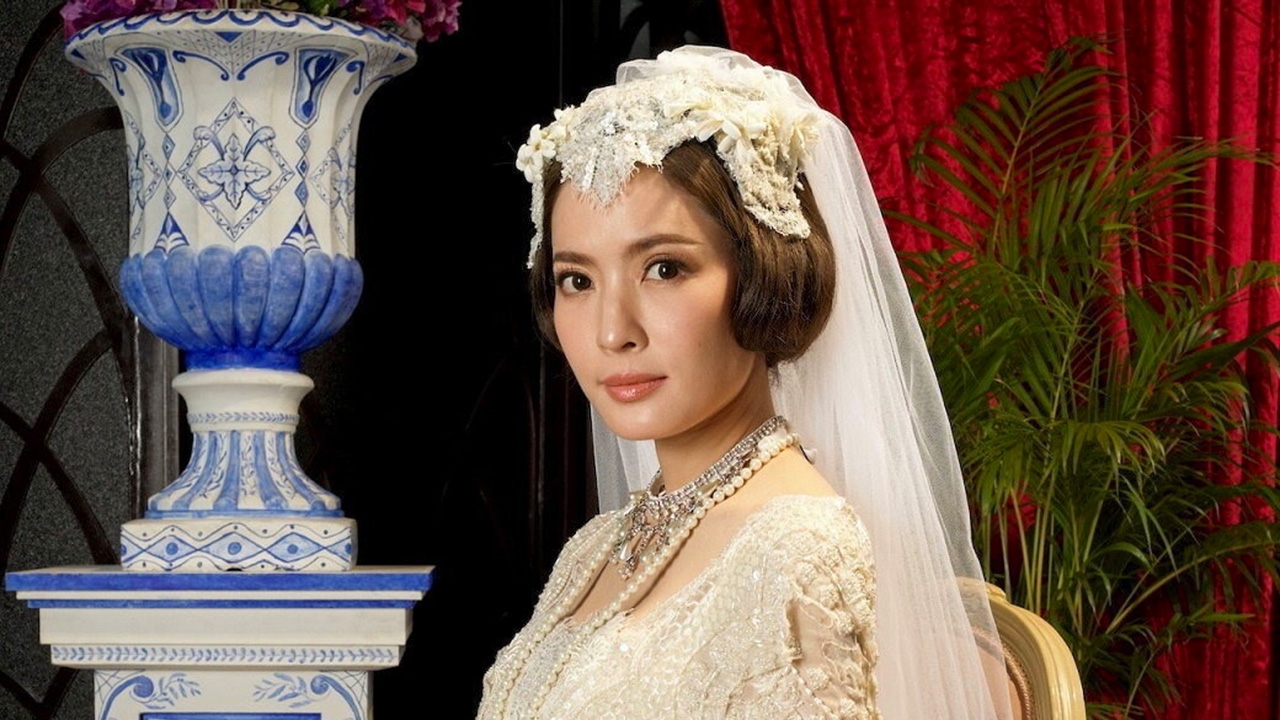 “แอฟ ทักษอร” ถูกประณาม “คบชู้ทิ้งลูก” ใน “SIX CHARACTERS มายาพิศวง”