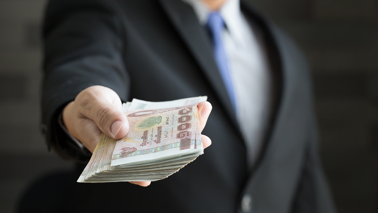 หอกโมกขศักดิ์ปักอกตัวเอง