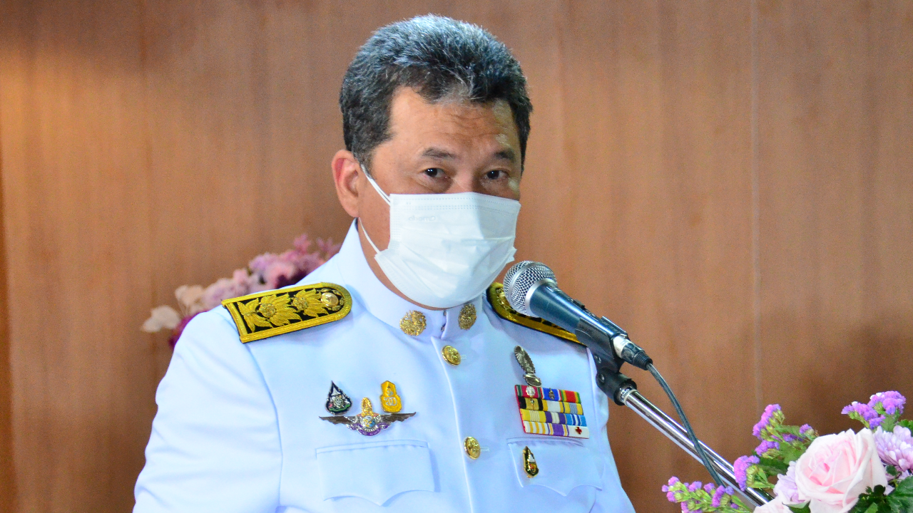 ปลัด มท.มอบประกาศนียบัตร เข็มวิทยฐานะ บ.มท.รุ่นที่ 33 เน้นย้ำทำสิ่งดี