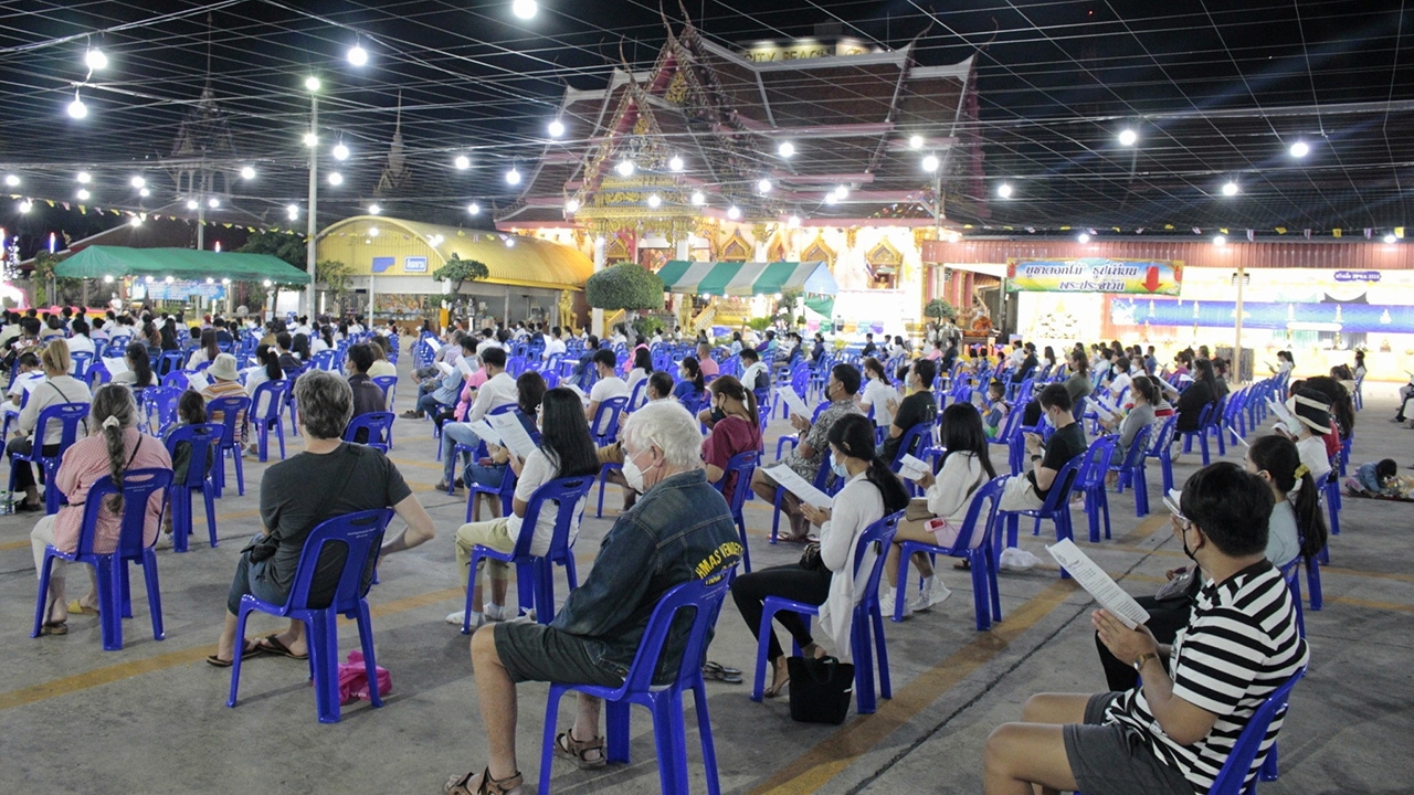 กระทรวงวัฒนธรรมปลื้ม สวดมนต์ข้ามปี มีมากกว่า 4 ล้านคน
